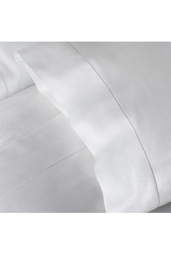 SFERRA Giza 45 Luxe Queen Sheet Set(1 Flat Sheet, 1 Fitted Sheet,1 Pair of Std Pillowcases)  -  Available in White