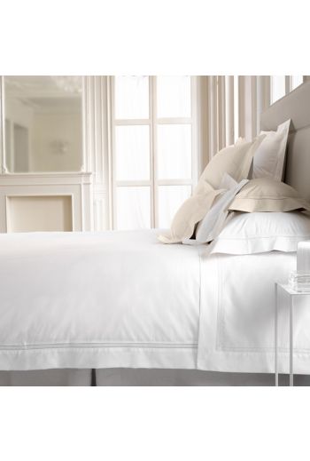 YVES DELORME Oree Full/Queen Flat Sheet 94x116 - Available Colors: Blanc and Nacre                                     